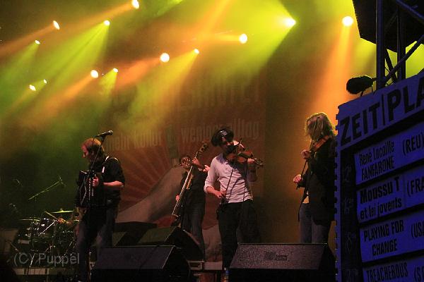 20110703-2100 HPGrB_Treacherous Orchestra_D-F7045-IMGB8324-5.jpg